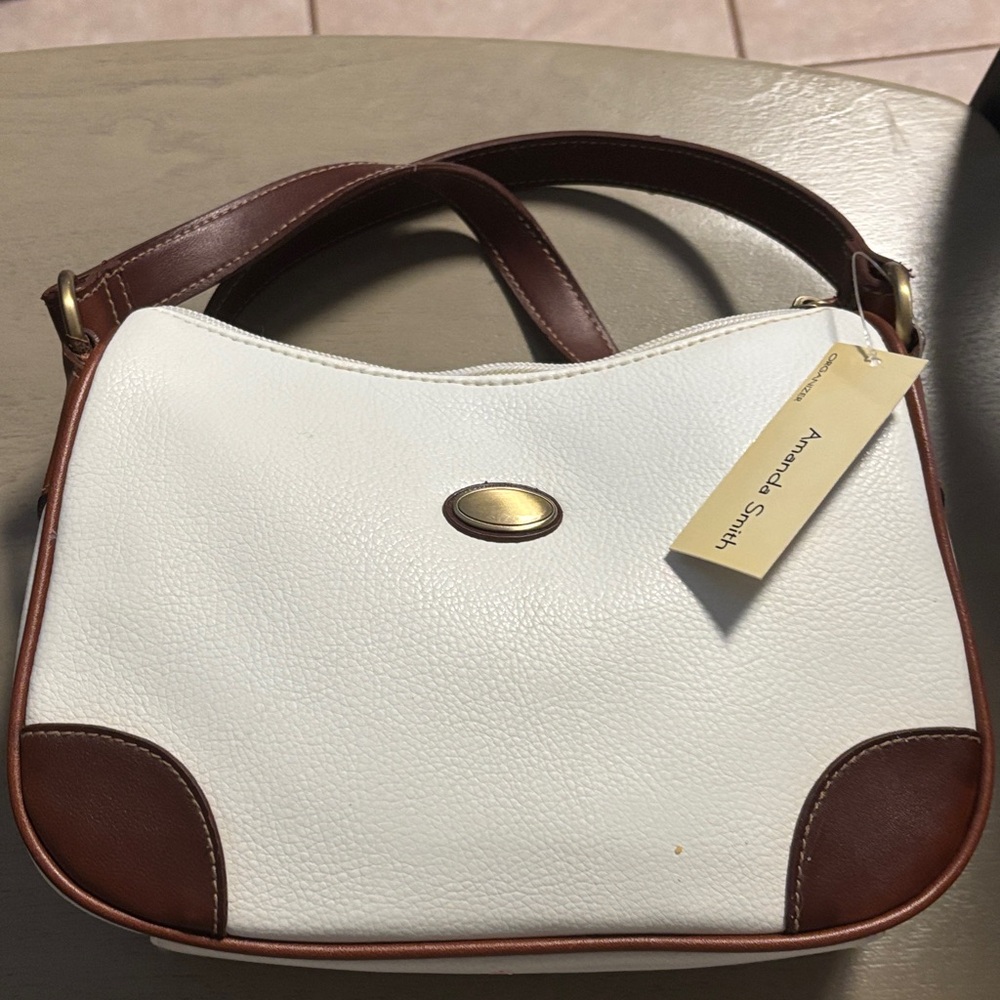 Amanda Smith Elegant White and Brown Shoulder Bag